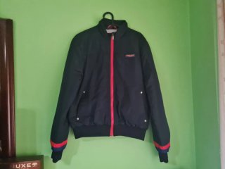 Chaqueta Aston Martin Talla 16