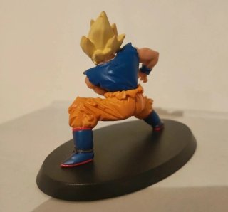 Action Figure Son Goku Super Saiyan Dragonball