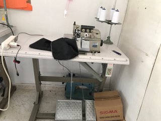 Máquina de coser industrial Overlock Mauser Spezia