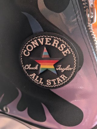 Varias tallas Converse Chuck Taylor XXHi Pride