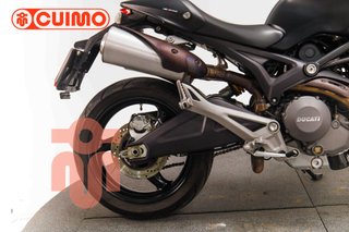 DUCATI MONSTER 696