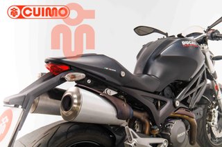DUCATI MONSTER 696