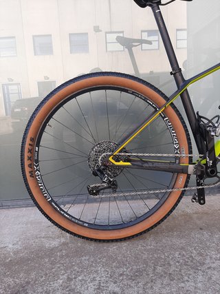 Canyon Exceed CF SL Carbono