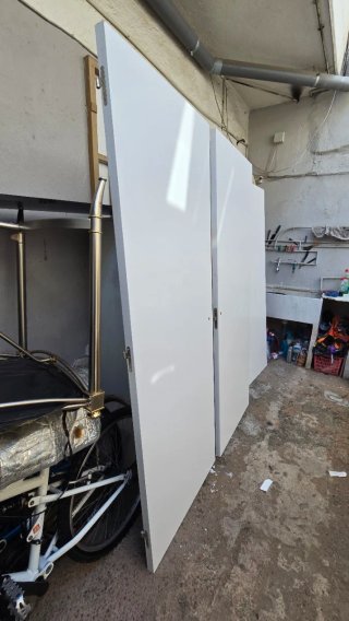 Puertas Blancas