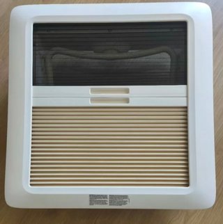 Claraboya caravana Dometic 40x40