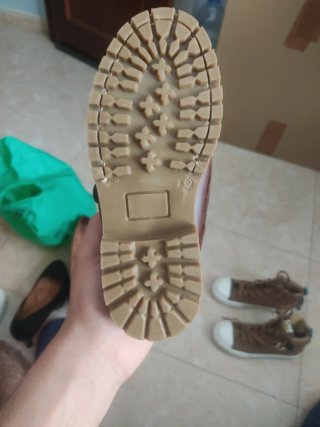 Zapatos marrones de vestir para niño