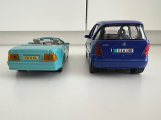 Coches de juguete Mercedes Benz