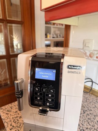 Cafetera DeLonghi Dinamica Blanca Digital