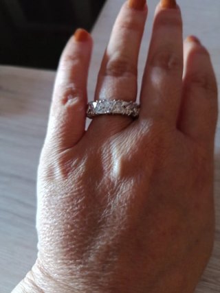 Anillo de rodio nuevo