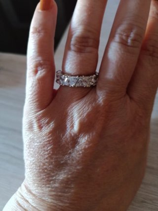 Anillo de rodio nuevo