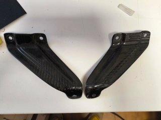 Soportes para Akrapovic Tuono RSV 1000 Mille
