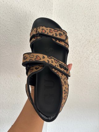 Sandalias Guess Animal Print