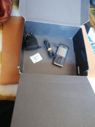 Nokia 5310 XpressMusic + Altavoces MD-8