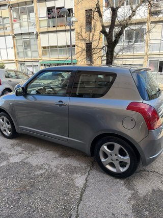 Suzuki Swift 2005