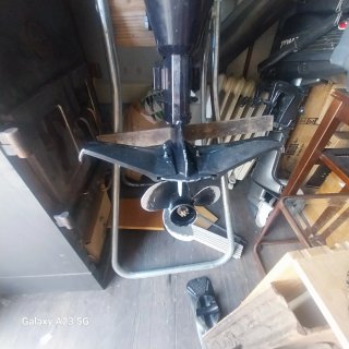 Motor fueraborda Tohatsu MSF8CV 4 tiempos eje cort