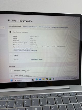 Portátil Microsoft Laptop Go Gris
