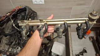 2 Rampas de Inyectores BMW e36 316i