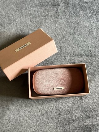 Gafas Miu Miu Aviador Negro y Dorado
