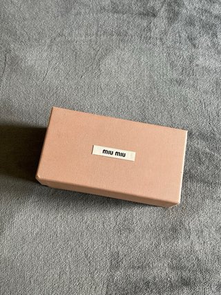 Gafas Miu Miu Aviador Negro y Dorado