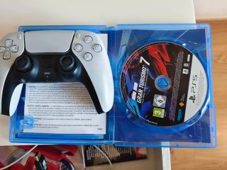 Console PlayStation 5 + Giochi