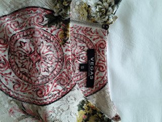 Vestido de encaje floral