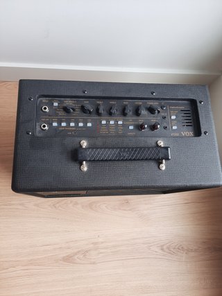 Amplificador para Guitarra Vox VT20X Valvetroni
