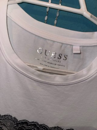 Camiseta Guess Encaje Negra y Blanca Talla S