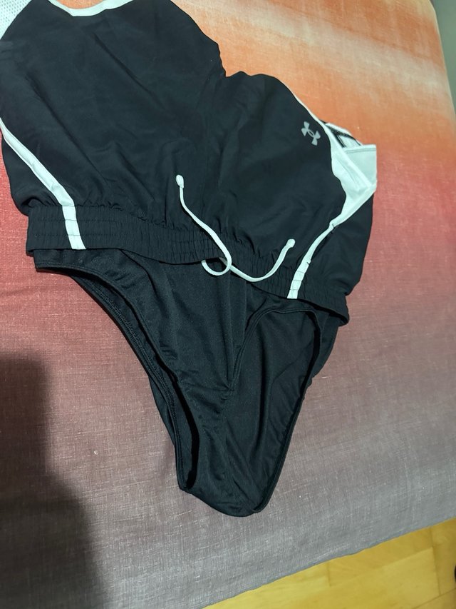 Pantalón corto Under Armour nuevo