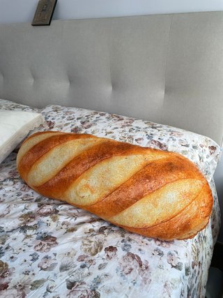 Cojín gigante pan baguette