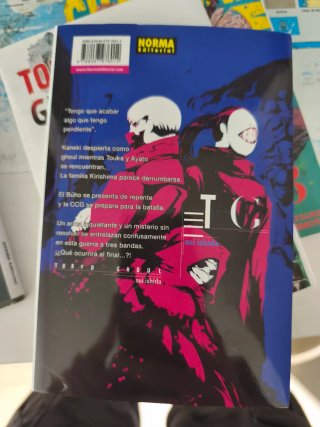Mangas de Chainsaw Man y Tokyo Ghoul.