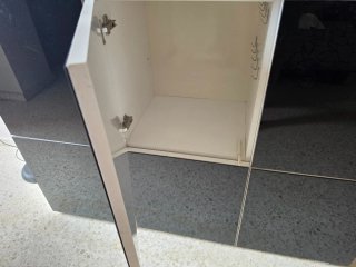 Vitrina Comedor Negra y Blanca