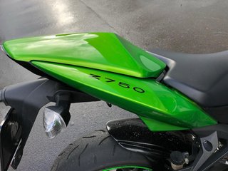 Kawasaki Z750 Verde 2009 de segunda mano por 4.500 EUR en Santiago Kawasaki Z750 Verde 2009 de segunda mano por 4.500 EUR en Santiago