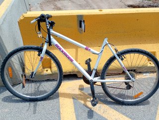 Bicicleta Rockrider Blanca para arreglar