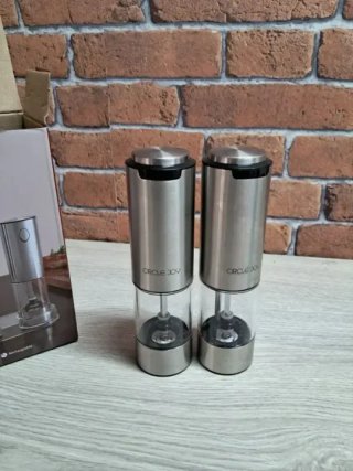 Juego de 2 molinillos de sal y pimienta eléctricos