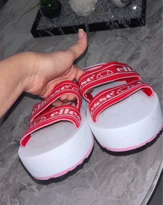 Chanclas Ellesse Blancas y Rojas