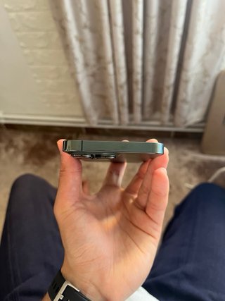 iPhone 13 Pro Verde Noche , lee descripción