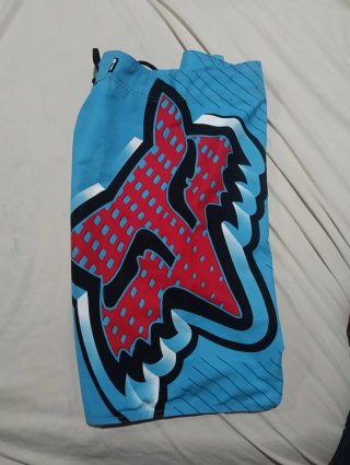 Bañador Billabong y fox talla 32