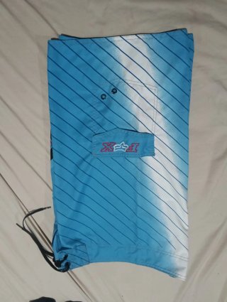 Bañador Billabong y fox talla 32