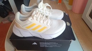 Zapatillas Adidas Mujer Talla 36 Blancas y Amarill
