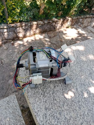 Motor Welling per lavatrice Indesit