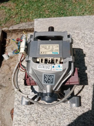 Motor Welling para lavadora Indesit