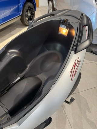 PIAGGIO MP3 300 SPORT