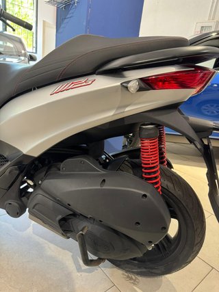 PIAGGIO MP3 300 SPORT
