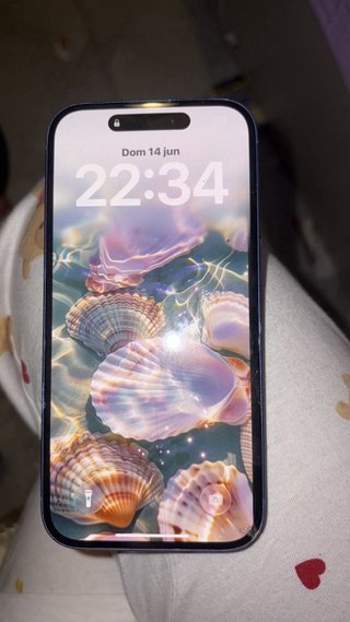 iPhone 16 azul/violeta (salud 90%)
