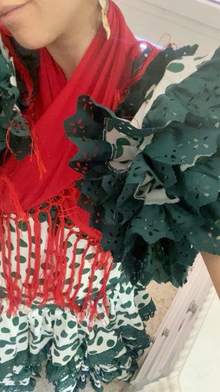 Traje de flamenca volantes lunares