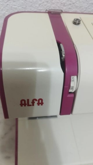 Máquina de coser Alfa Next 20