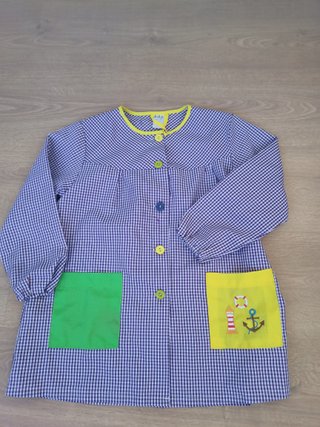 Bata infantil cuadros azul talla 6