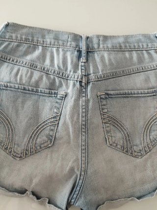 Shorts vaqueros Hollister T34