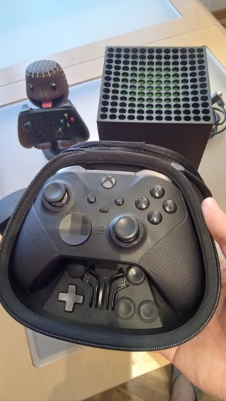 Xbox Series X + 1TB SSD + Mandos + Cascos