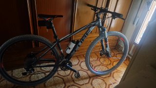 Bicicleta de Montaña CUBE